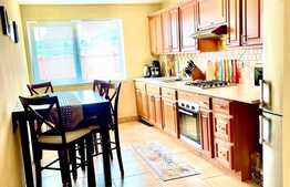 Apartament 3 camere, decomandat, 92 mp, parcare, zona Eroilor