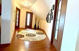 Apartament 3 camere, decomandat, 92 mp, parcare, zona Eroilor