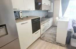 Apartament 2 camere, semidecomandat, 44 mp, parcare, zona Terra