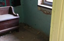 Casa 2 camere, 780 mp teren 