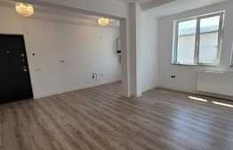 Apartament 3 camere, Balcon, Parcare, Lux, Eroilor