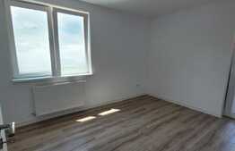 Apartament 3 camere, Balcon, Parcare, Lux, Eroilor