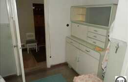 Vanzare apartament 3 camere, 60 mp utili, zona Iulius Mall, etaj intermediar