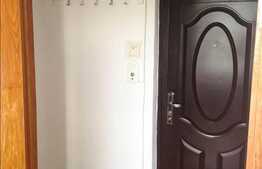 Apartament de vanzare, 2 camere semidecomandate, 49 mp, zona Iulius Mall