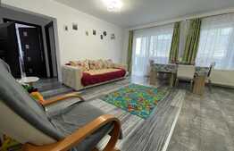 Apartament 3 camere, 67 mp, loc de parcare, zona Terra