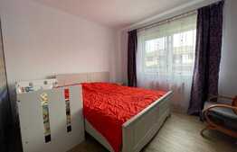 Apartament 3 camere, 67 mp, loc de parcare, zona Terra