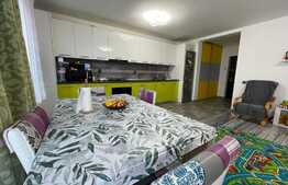 Apartament 3 camere, 67 mp, loc de parcare, zona Terra