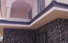 Duplex mobilat si utilat, 120 mp, teren 250 mp, zona Fagului