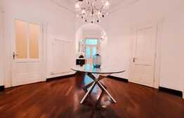 Apartament spatios si superb cu 4 camere, 160 mp, zona Piata Unirii