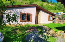 Casa Individuala, 91 mp, teren 465 mp, in sat Tauti