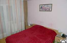 Vanzare apartament 3 camere decomandate, 65 mp utili, loc parcare si boxa!