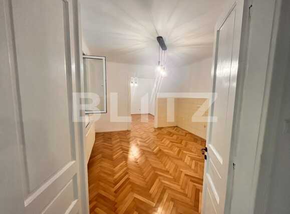 Casa de vanzare potrivita pentru Birouri notariale, Avocatura | Poza1