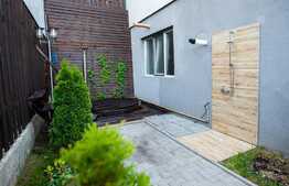 Casa si apartament, lux, 170 mp utili, 2 gradini, ciubar, zona verde