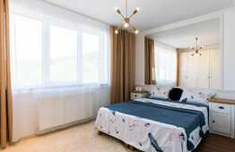 Casa si apartament, lux, 170 mp utili, 2 gradini, ciubar, zona verde