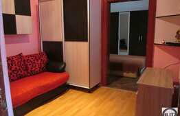 Vanzare apartament 2 camere, 35 mp, curte comuna, zona centrala