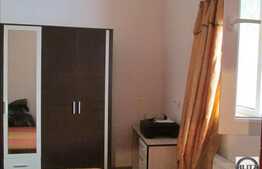 Vanzare apartament 2 camere, 35 mp, curte comuna, zona centrala