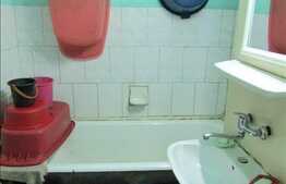 De vanzare apartament 4 camere, 80,89 mp, decomandat, zona Billa