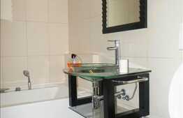 Apartament modern, 2 camere, 68 mp plus terasa 15 mp. Panorama superba!