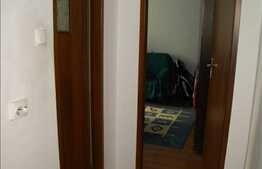 Apartament 3 camere, decomandat, 75 mp utili, zona strazii Parang