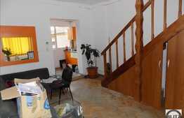 Vanzare apartament 3 camere, 92 mp, terasa, zona ultracentrala