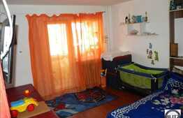 Vanzare 2 camere, decomandat, 50 mp utili, loc parcare, zona strazii Parang!