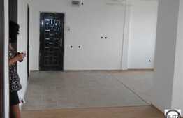 3 cam finisat la cheie la 5 min de statia de autobuz!