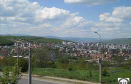 3 cam finisat la cheie la 5 min de statia de autobuz!