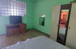 Apartament 2 camere, 52 mp, loc de parcare, zona Teilor 