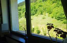 Apartament de 2 camere, 48 mp, bloc izolat termic, zona Răcădău