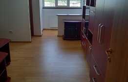 Garsoniera, decomandata, 30 mp, zona Parang