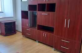 Garsoniera, decomandata, 30 mp, zona Parang