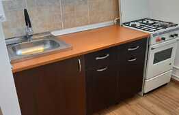 Garsoniera, decomandata, 30 mp, zona Parang