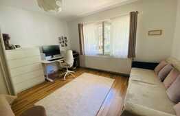  Apartament de o camera, 40 mp, decomandat, Plopilor