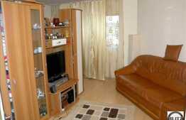 Vanzare apartament 52 mp, 2 camere decomandate, zona Complex Big. Boxa inclusa!