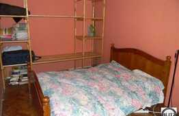 Vanzare 3 camere, 51 mp utili, semidecomandat, balcon, zona strazii Fantanele!