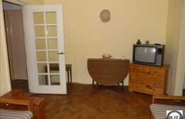 Vanzare 3 camere, 51 mp utili, semidecomandat, balcon, zona strazii Fantanele!