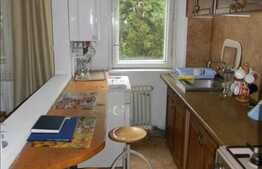 Vanzare 3 camere, 51 mp utili, semidecomandat, balcon, zona strazii Fantanele!