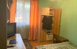 Apartament 3 camere decomandat, 2 bai, 2 balcoane, , etaj intermediar, garaj cu telecomanda