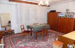 2 camere, decomandat, 57 mp, mobilat decent, aer conditionat, zona Piata Engels