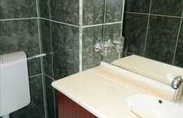 Apartament 3 camere, 80 mp, decomandat, zona Profi