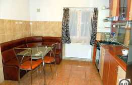 Apartament 3 camere, 80 mp, decomandat, zona Profi