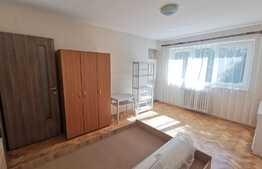 Apartament 2 camere decomandate, etaj intermediar, zona Primăverii