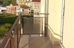 Apartament cu scara interioara de inchiriat, 2 camere, 90 mp. Cu 2 parcari!