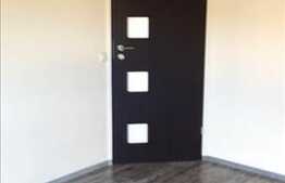 Apartament cu scara interioara de inchiriat, 2 camere, 90 mp. Cu 2 parcari!