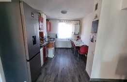 Apartament modern, 4 camere, 73 mp, balcon, zona Mehedinti