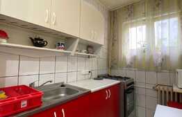 Apartament 2 camere, semidecomandat, zona Casa Piratilor