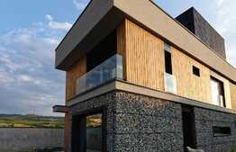 Oportunitate! Casa premium cu 6 camere, 208 mp utili, 500 mp teren, cartier Borhanci