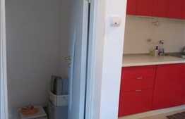 Vanzare garsoniera 40 mp, parcare, boxa, zona centrala