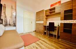 Apartament spatios cu 3 camere, 85 mp, zona Parcului Central