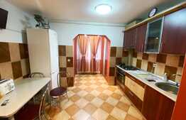 Apartament de 2 camere, etaj intermediar, zona Piata Marasti